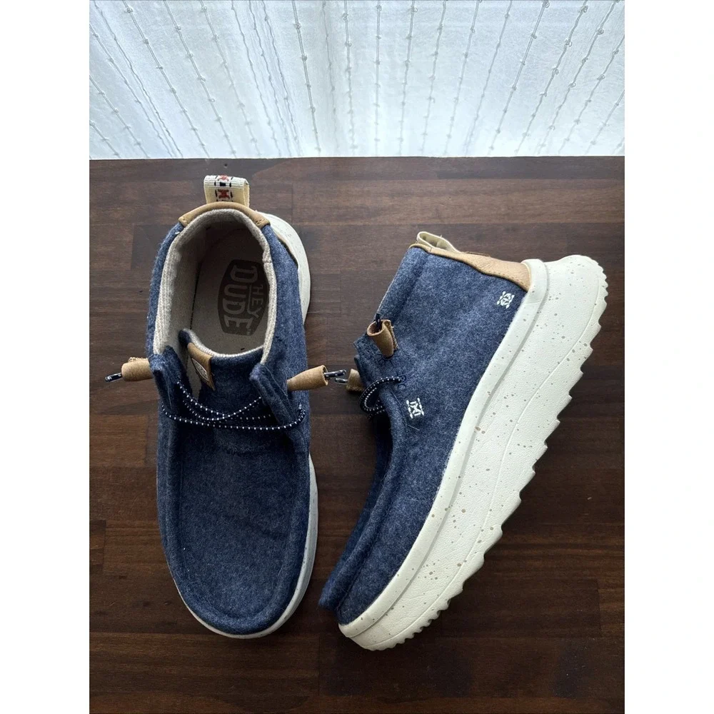 Hey Dude Wendy Peak Hi Wool Navy Blue Chukka Boots Sz 8 Platform Mid-Top